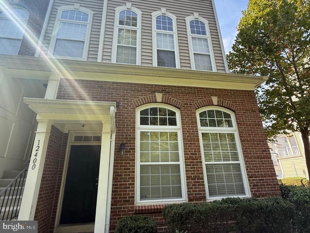 12400 Rollys Avenue - Photo 0