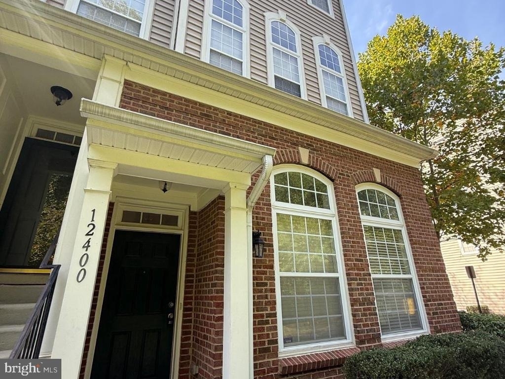 12400 Rollys Avenue - Photo 19