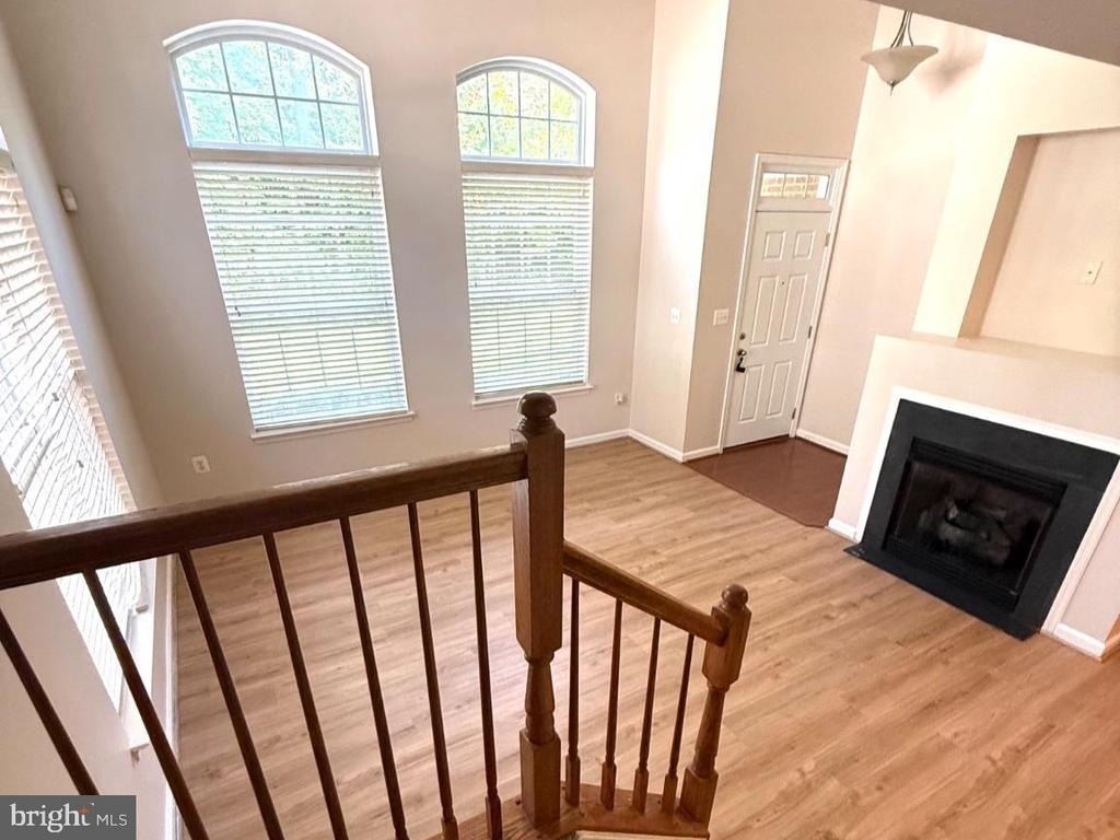 12400 Rollys Avenue - Photo 5