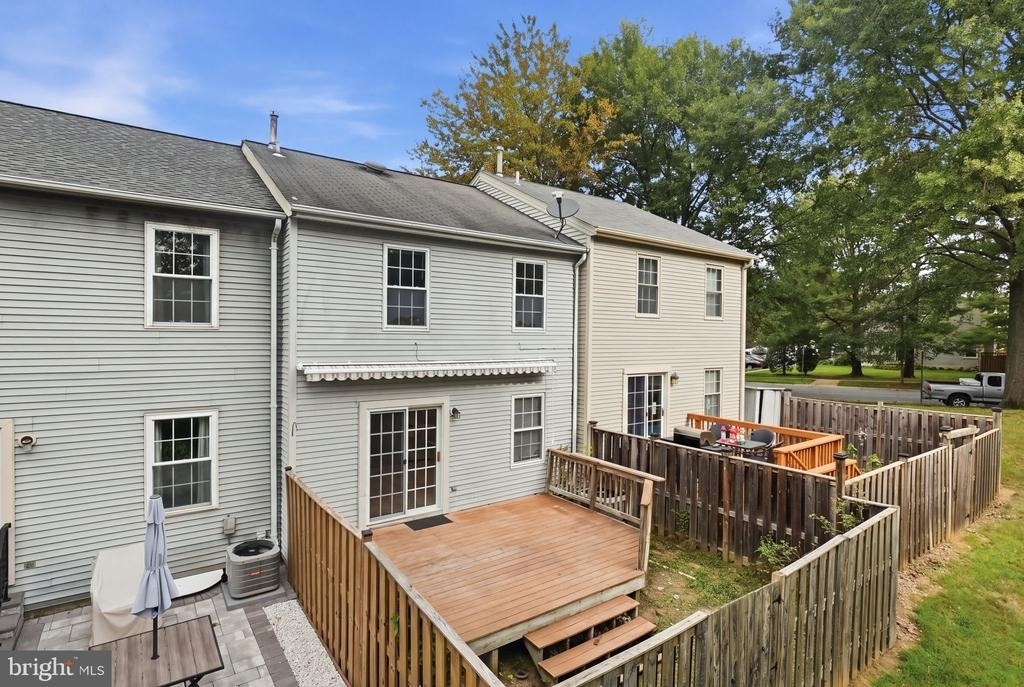 8139 Hallmark Place - Photo 23