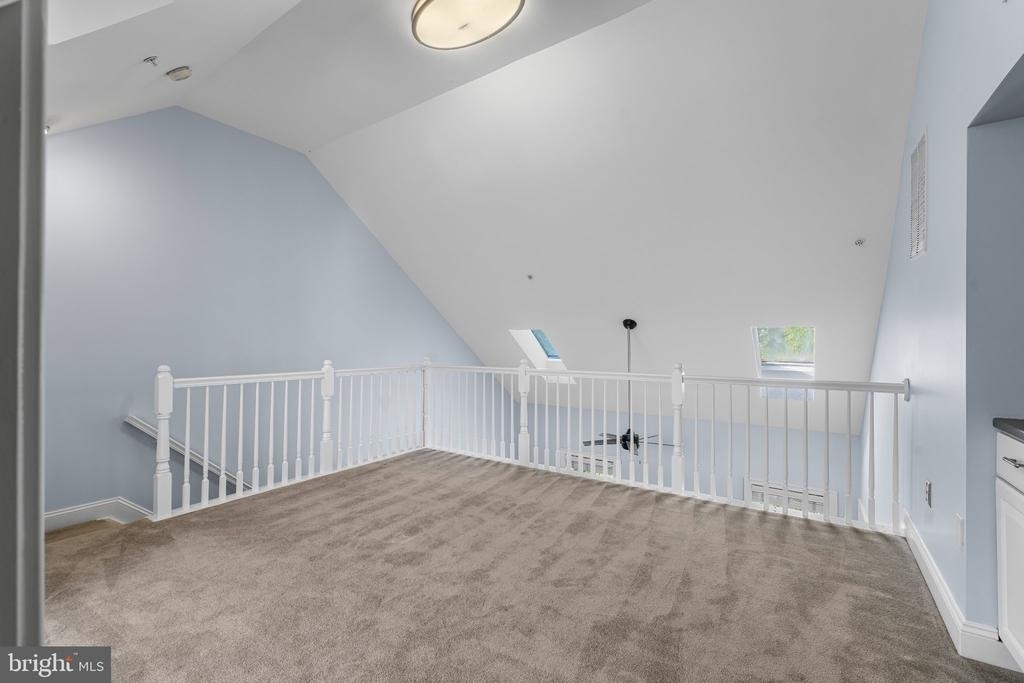 19066 Sawyer Terrace - Photo 23