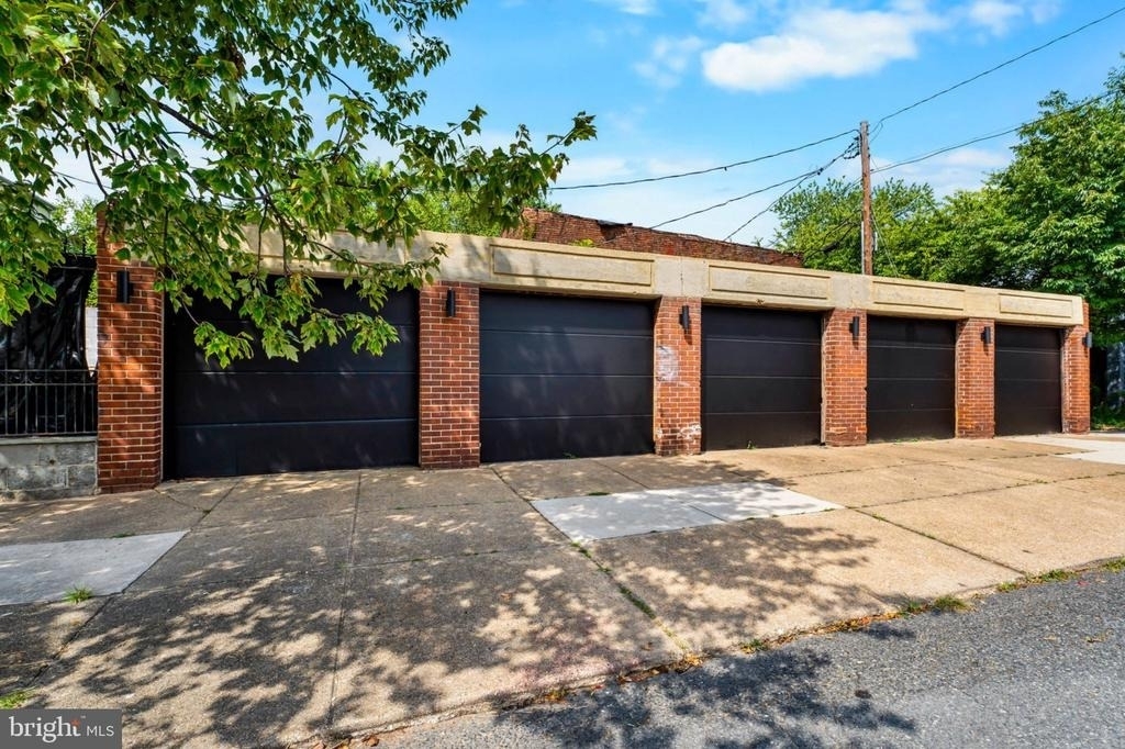 1100 W Lafayette Avenue - Photo 16