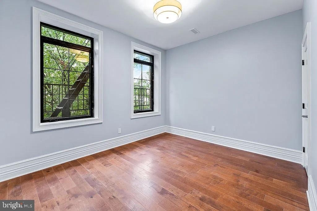 1100 W Lafayette Avenue - Photo 12