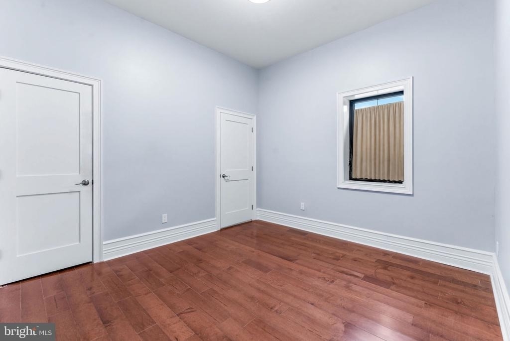 1100 W Lafayette Avenue - Photo 8