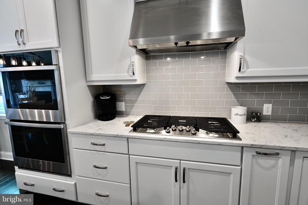 19059 Charlottetown Way - Photo 13
