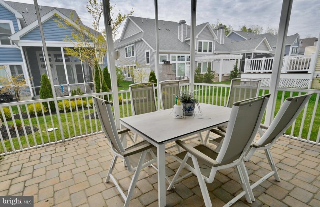 19059 Charlottetown Way - Photo 16