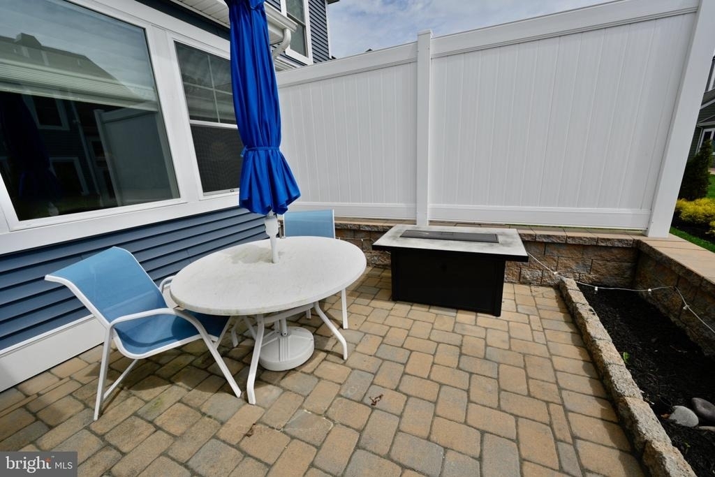 19059 Charlottetown Way - Photo 15