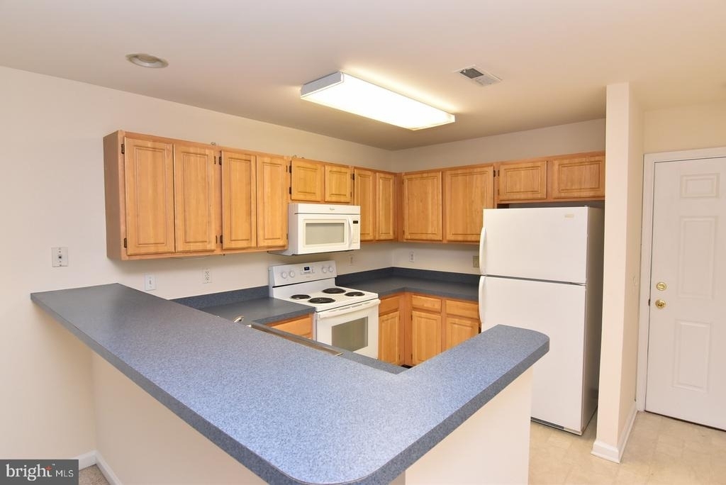 3500 Sanibel Circle - Photo 8