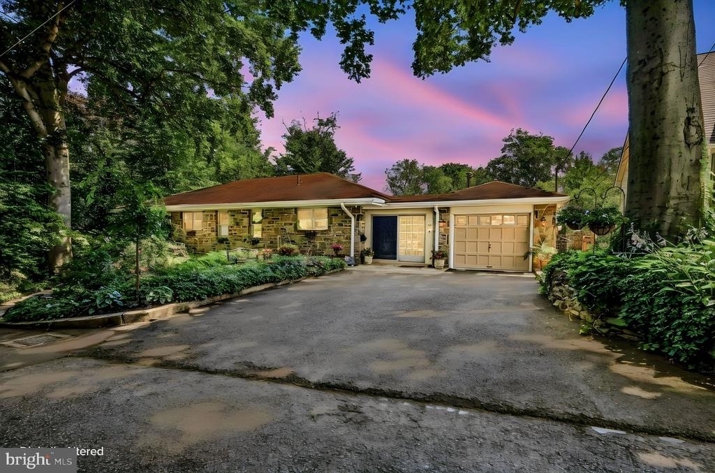 10 Beech Avenue - Photo 0