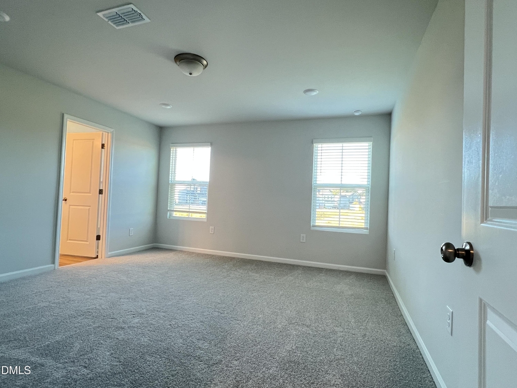 717 Branthurst - Photo 11