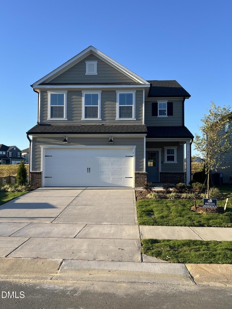 717 Branthurst - Photo 2