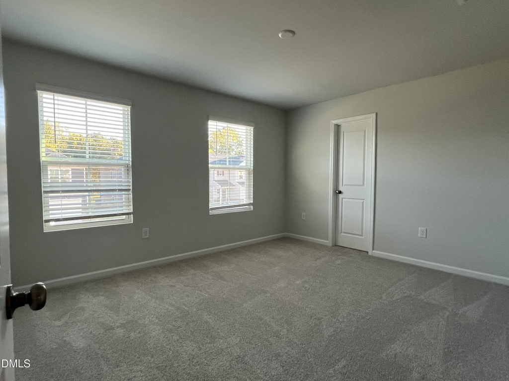 717 Branthurst - Photo 22