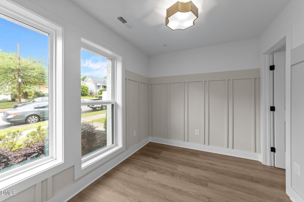 710 W North Street - Photo 18