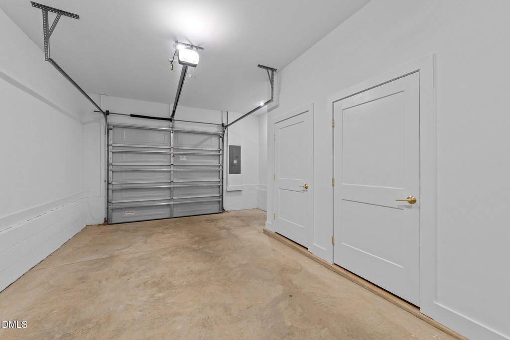710 W North Street - Photo 29