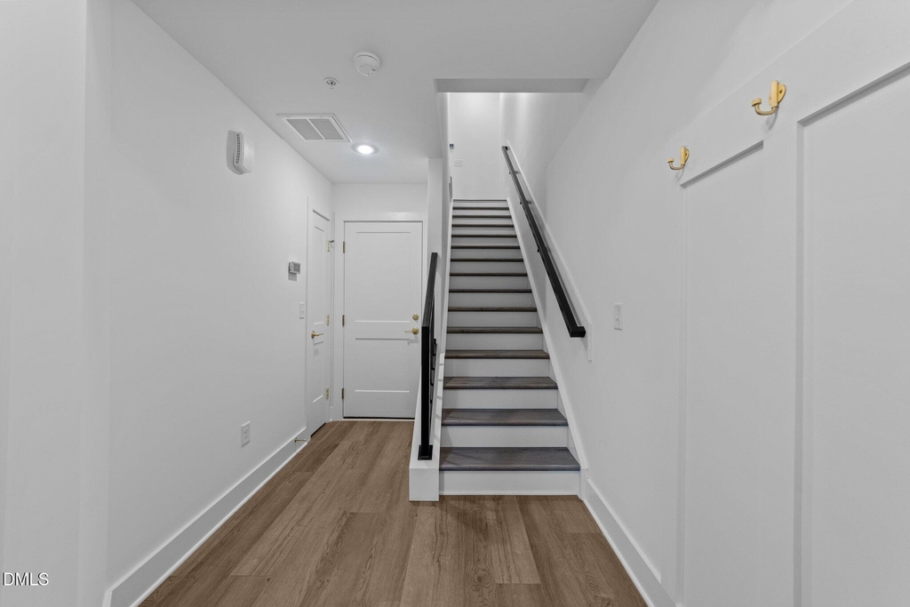 710 W North Street - Photo 13