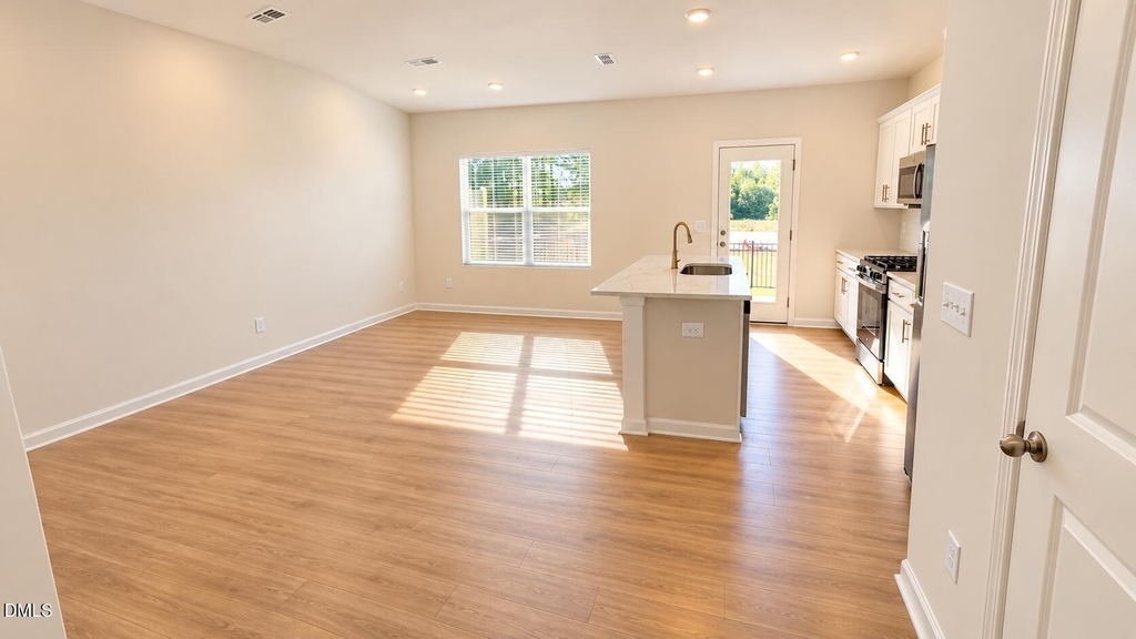 1616 Mirth Court - Photo 3