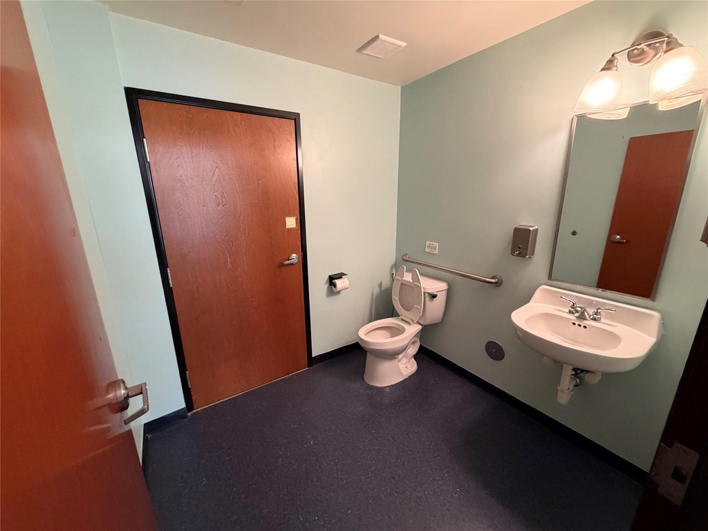 4825 Weidemar Ln - Photo 18