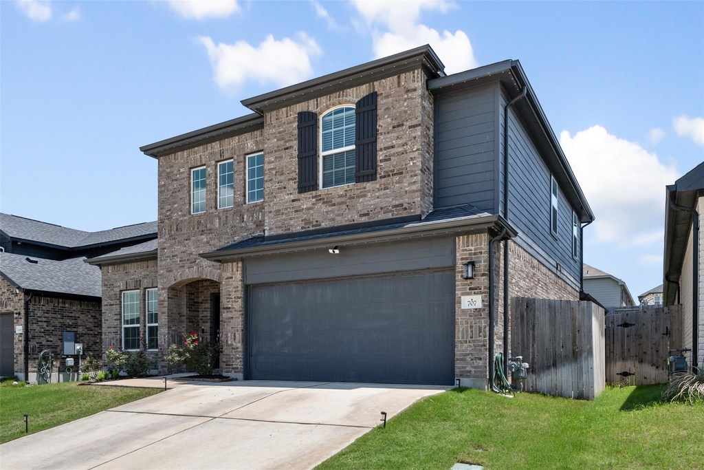 707 Sugar Cane Rd - Photo 1