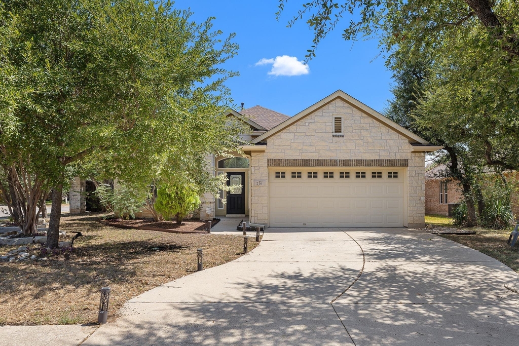216 Cherry Laurel Dr - Photo 0