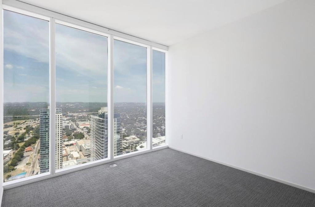 301 West Ave - Photo 12
