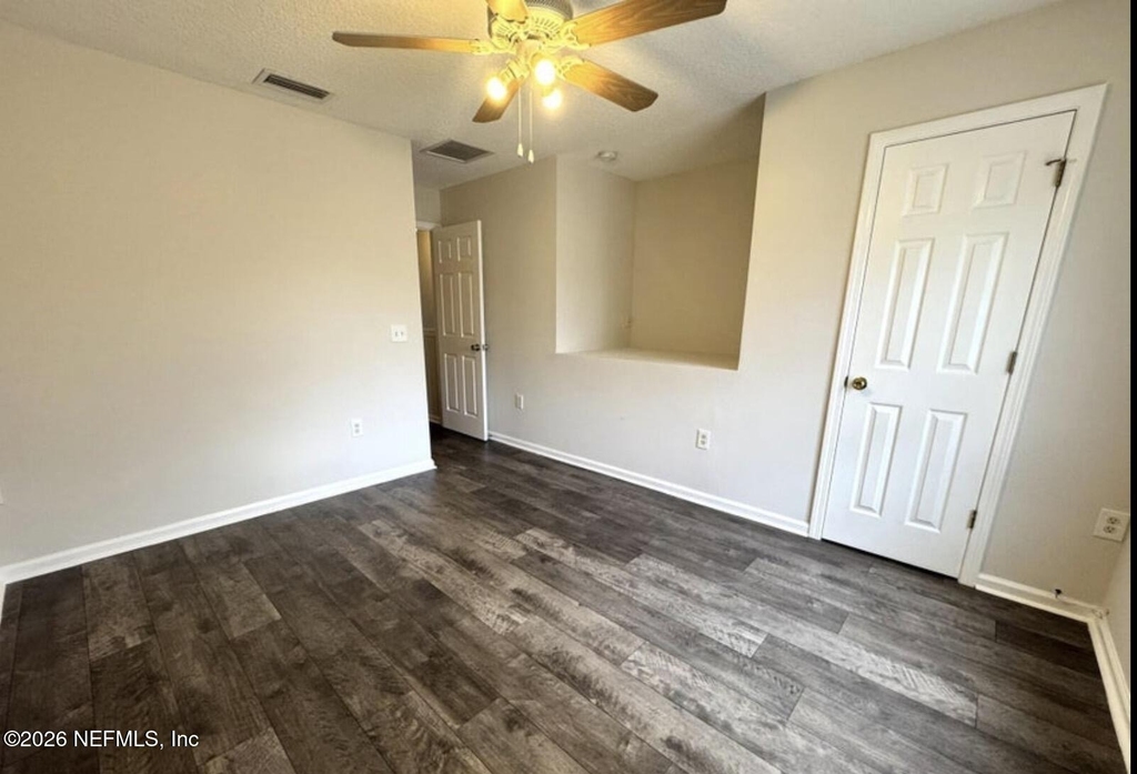 8440 Mcgirts Village Lane - Photo 7