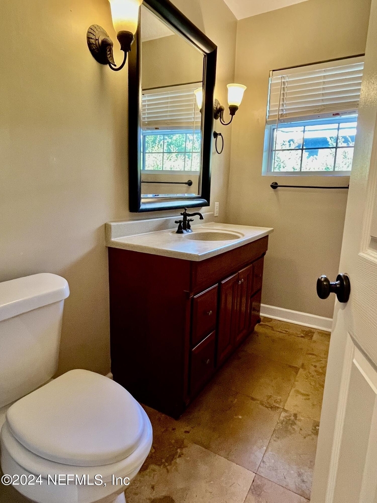 1423 Ingleside Avenue - Photo 17
