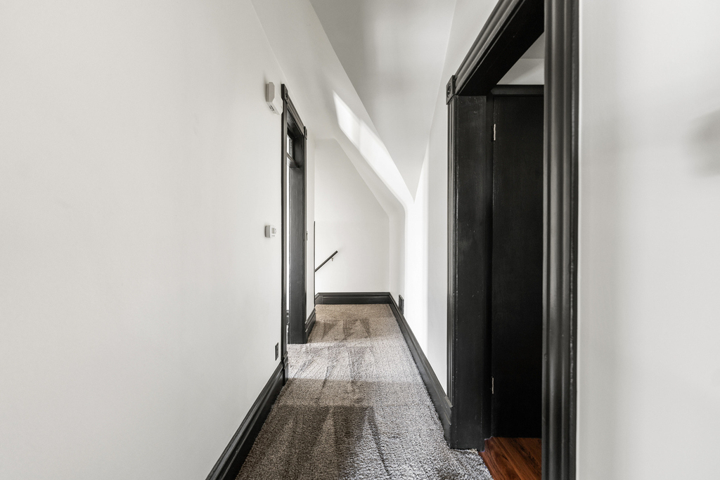 113 Elm Street - Photo 3