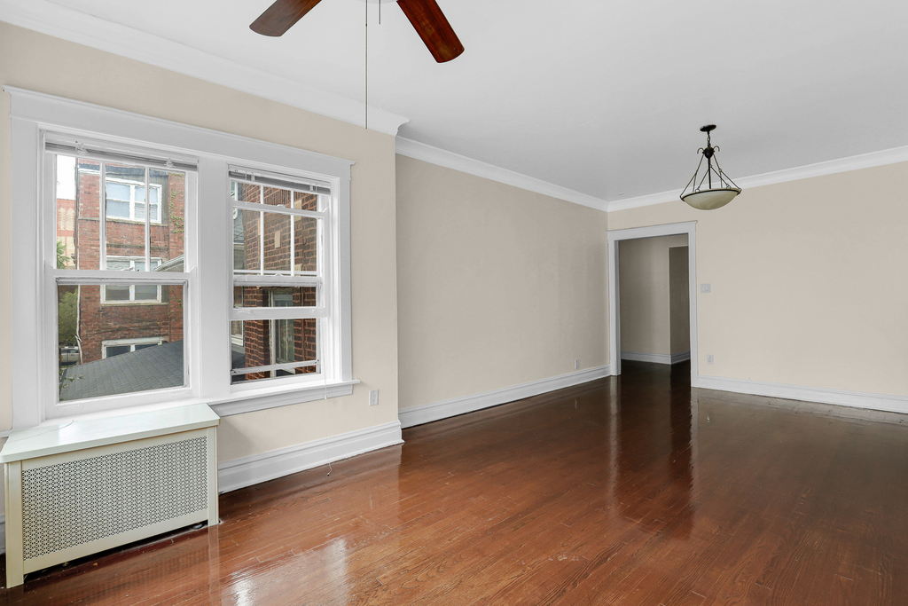 5814 N Winthrop Avenue - Photo 5