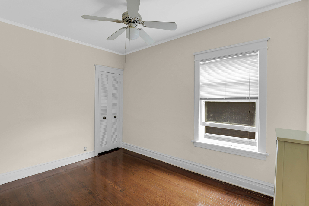 5814 N Winthrop Avenue - Photo 9