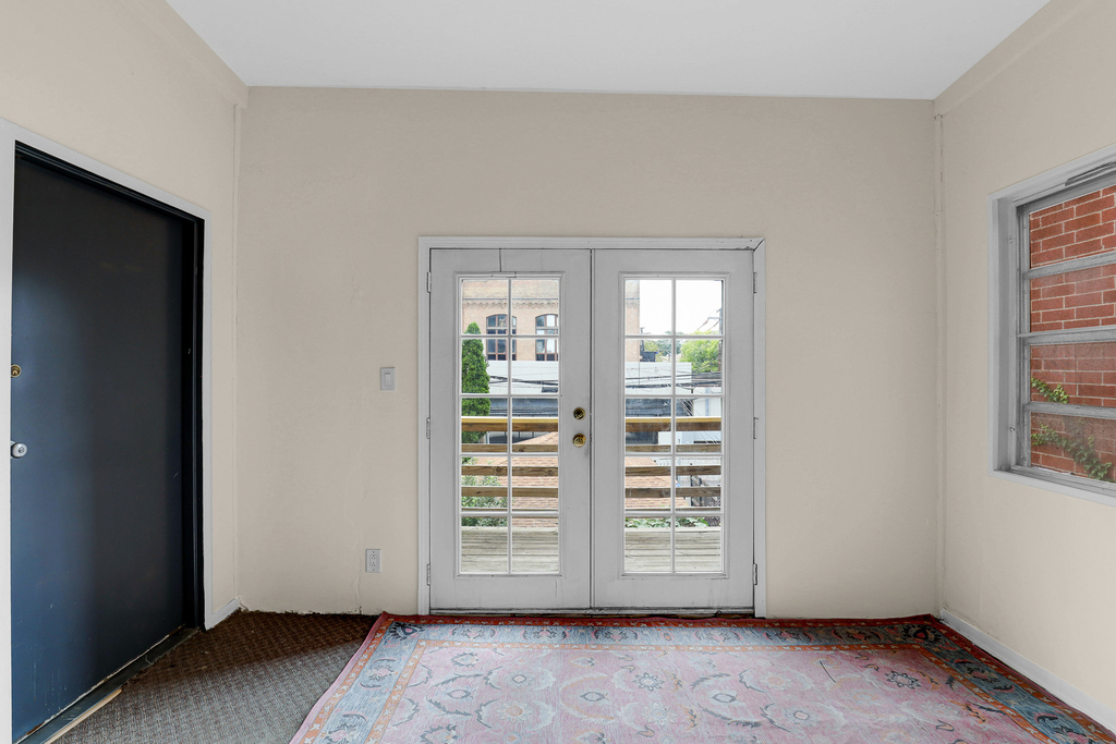 5814 N Winthrop Avenue - Photo 17