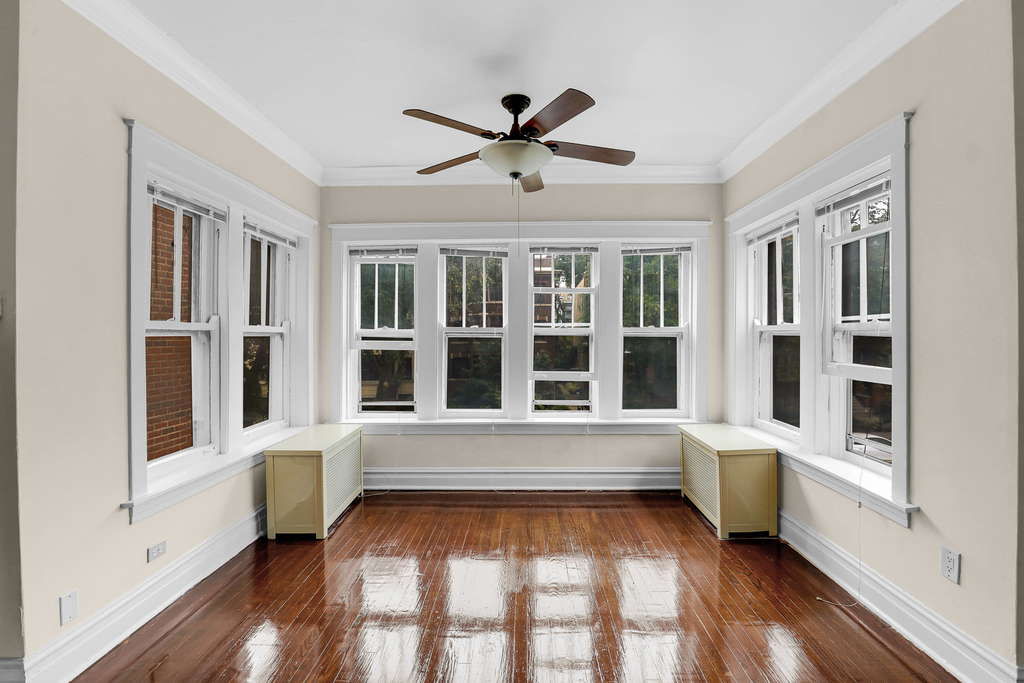 5814 N Winthrop Avenue - Photo 4