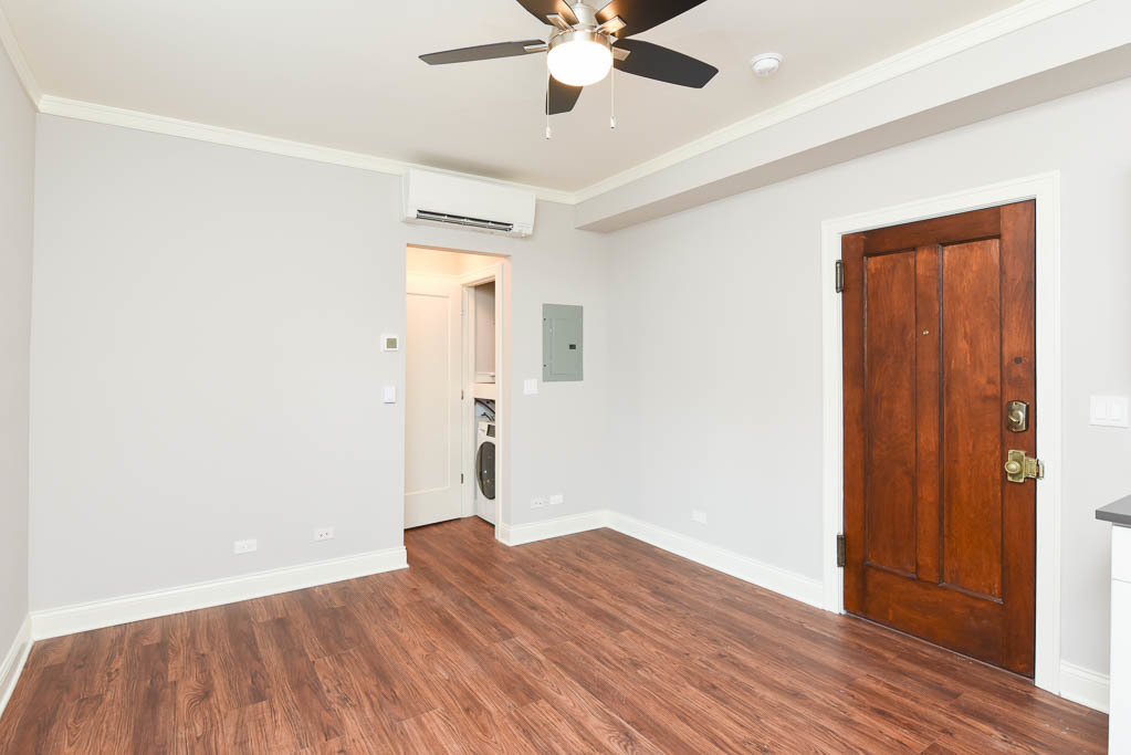 640 W Wrightwood Avenue - Photo 4