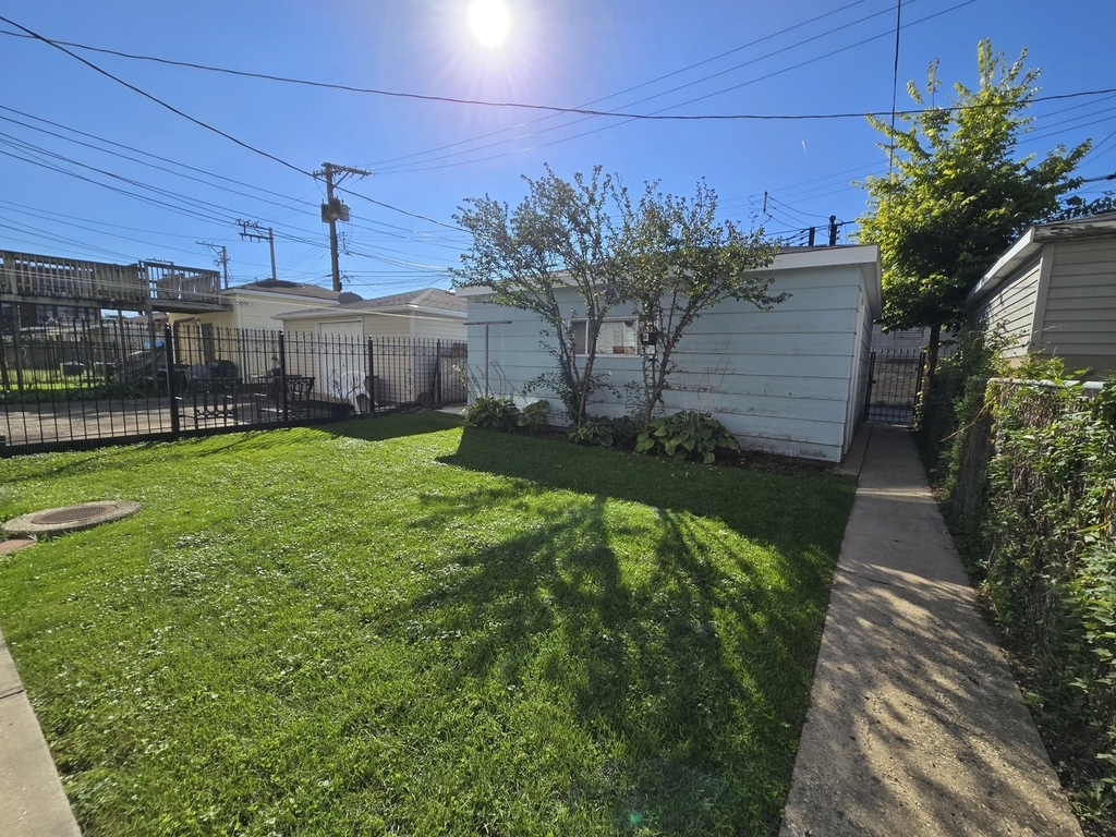 876 N Sacramento Boulevard - Photo 16