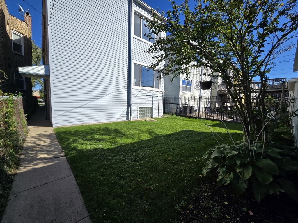 876 N Sacramento Boulevard - Photo 15