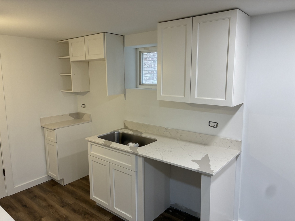 5523 N Major Avenue - Photo 5