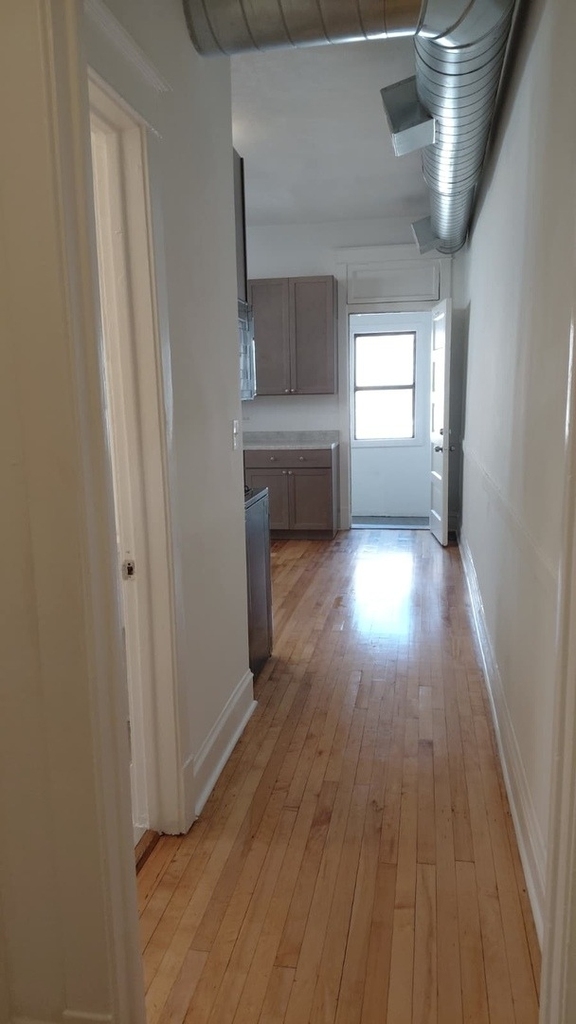 4058 W Hirsch Street - Photo 4