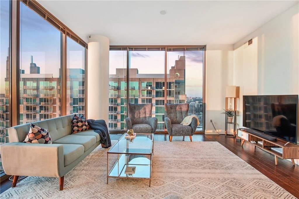270 17th Street Nw - Photo 17