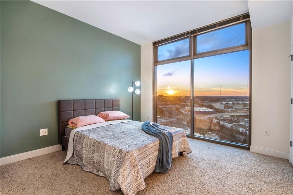 270 17th Street Nw - Photo 3