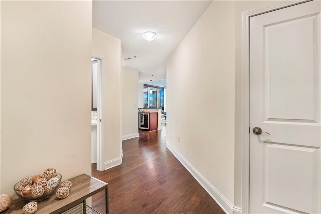 270 17th Street Nw - Photo 1