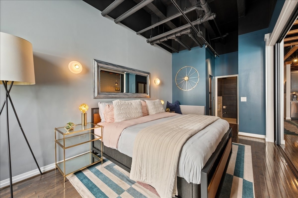 20 N State Street - Photo 16