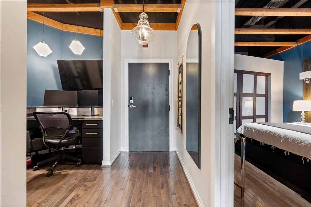 20 N State Street - Photo 25