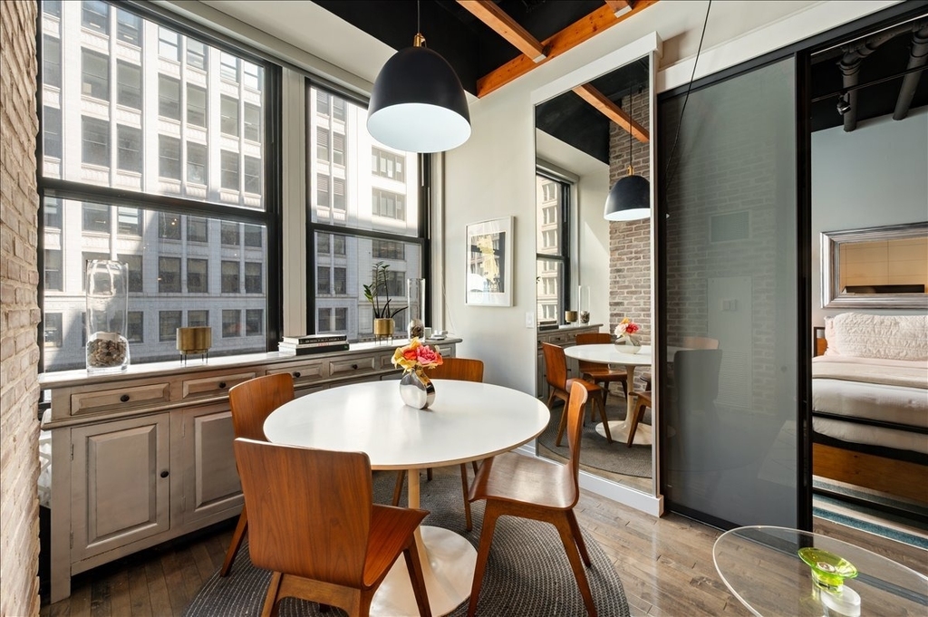 20 N State Street - Photo 10