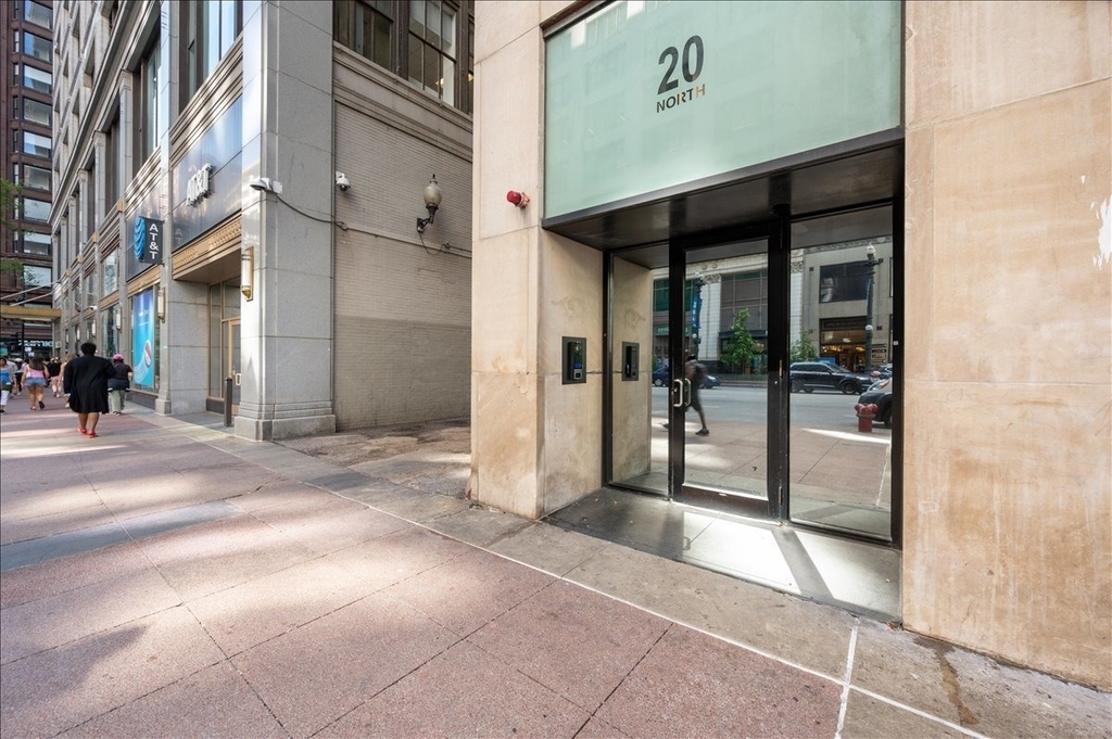 20 N State Street - Photo 1