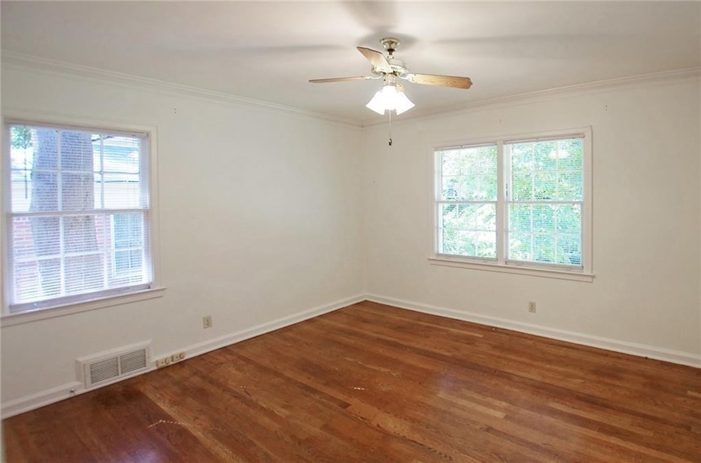1261 Kingsley Circle Ne - Photo 10