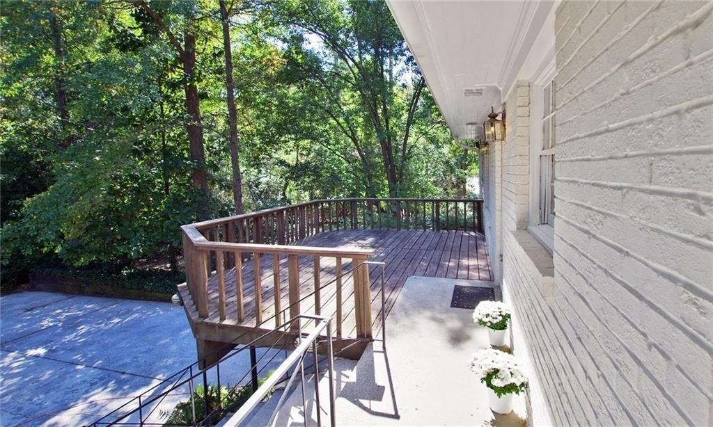 1261 Kingsley Circle Ne - Photo 12