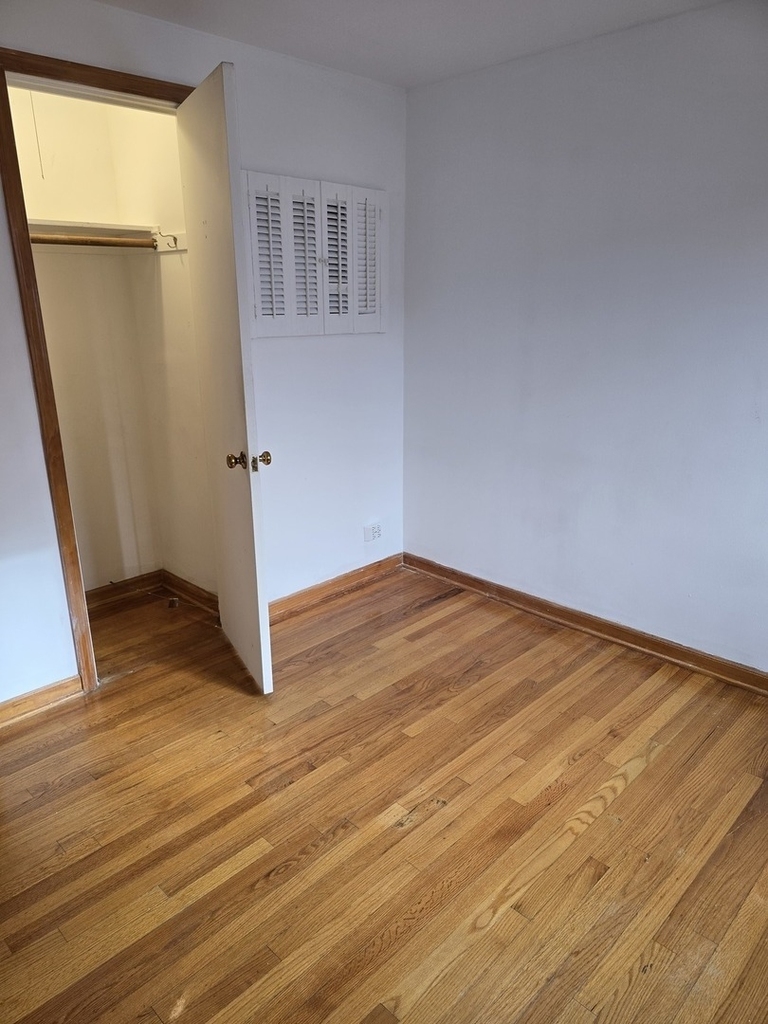 1813 W Norwood Street - Photo 10