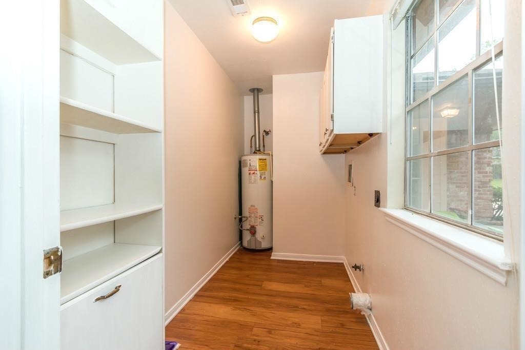 805 Thornwood Drive - Photo 11