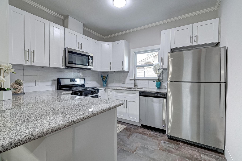2420 Huldy Street - Photo 9