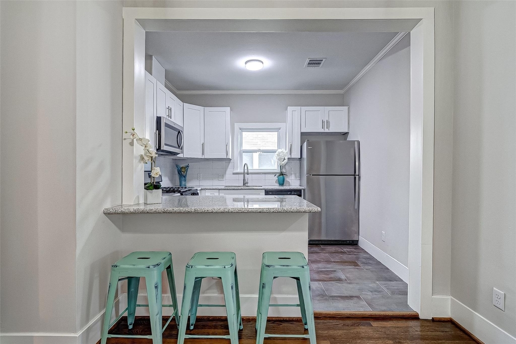 2420 Huldy Street - Photo 7
