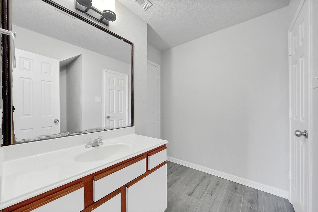 20826 Fox Swift Ct - Photo 2